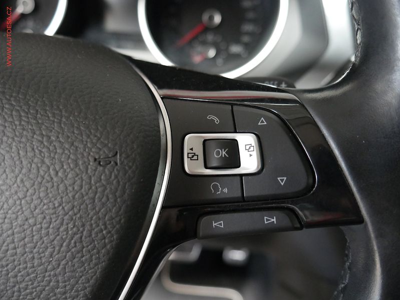 Volkswagen Tiguan (2018) 2.0TDI 4x4, ČR, DSG - fotka 21 z 27
