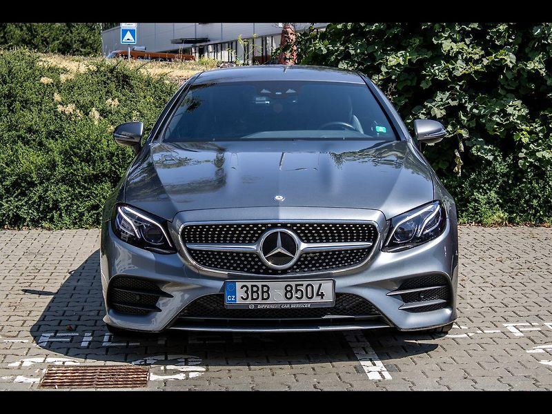 Mercedes-Benz Třídy E D 2017 AT 143kW - fotka 2 z 26