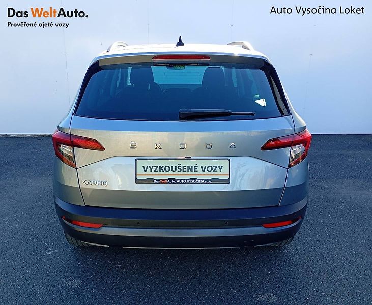 Škoda Karoq (2021) Style 1.5 TSI DSG panorama LED - fotka 29 z 35