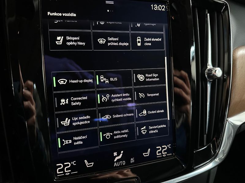 Volvo S90 (2018) D5 INSCRIPTION AWD  - fotka 19 z 34