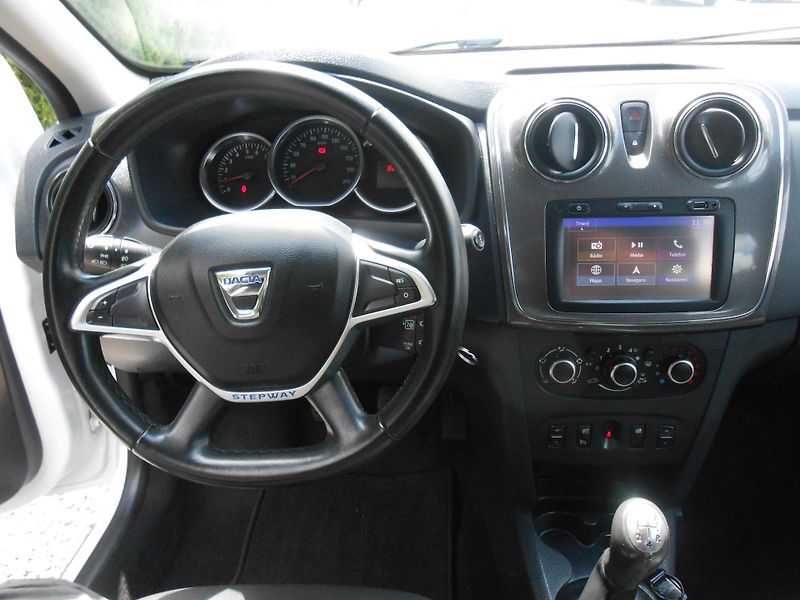 Dacia Sandero STEPWAY,NAVI,KAMERA,LED! - fotka 34 z 44