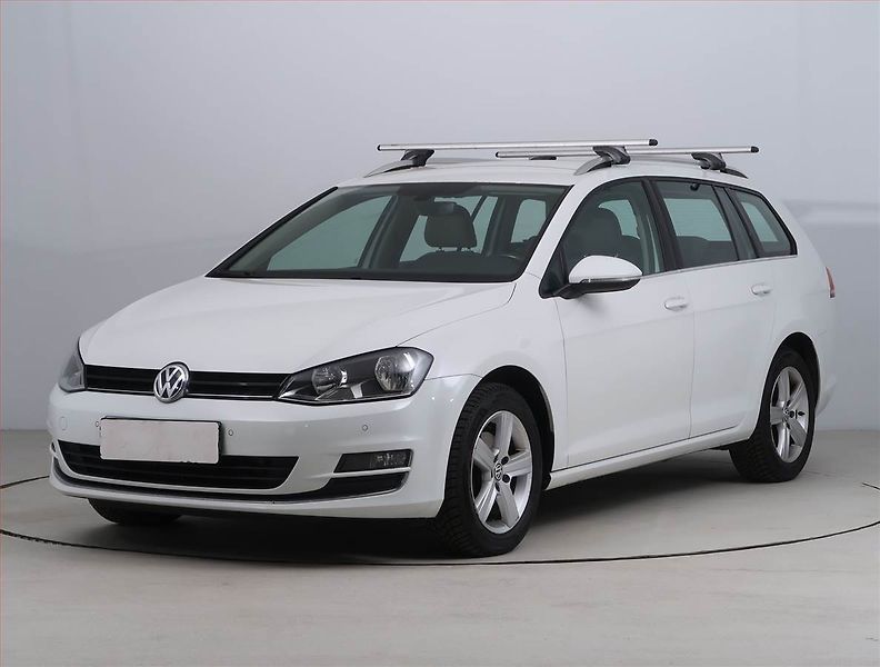 Volkswagen Golf (2017) Highline 2.0 TDI, Automat - fotka 2 z 19