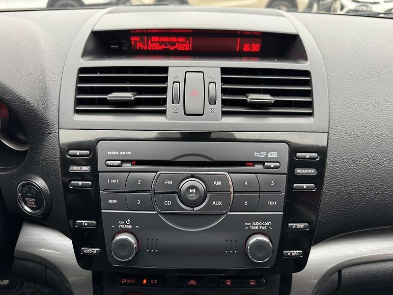 Mazda 6 (2012) 2.0i Sportsline Xenony Bose - fotka 13 z 50