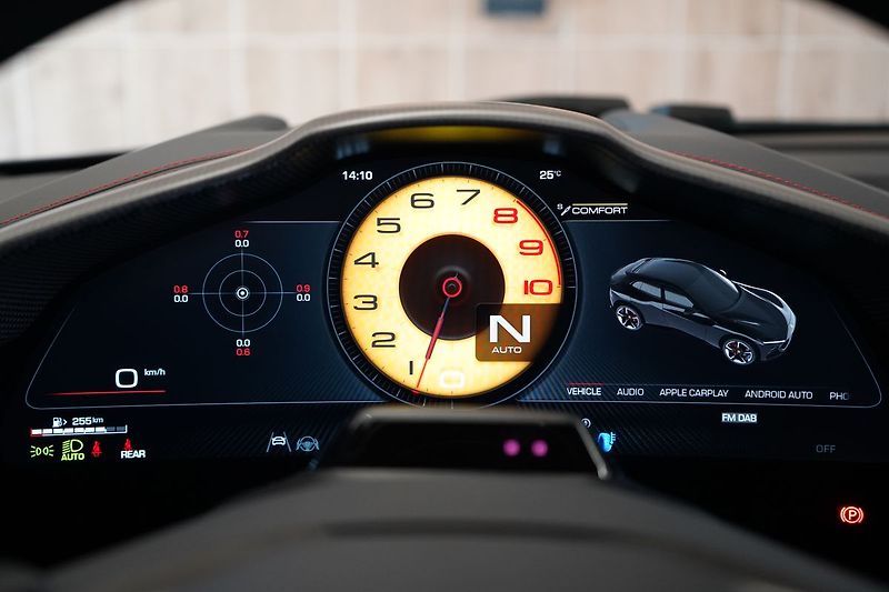 Ferrari Purosangue Lift, Karbon, Pano, Masáž - fotka 33 z 50