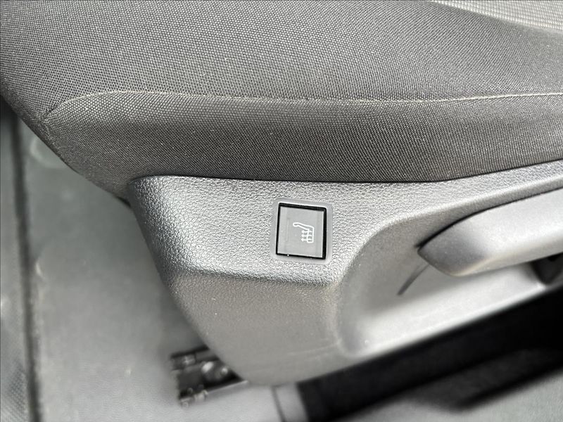 Peugeot Partner 1,2 Puretech 81kW Active L1 - fotka 20 z 35