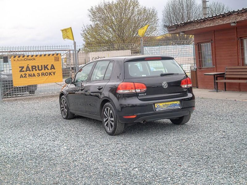 Volkswagen Golf (2012) 1.6TDI 77KW – SERVIS - fotka 7 z 46