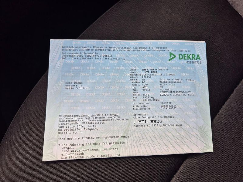 Škoda Octavia (2016) 2.0 TDI JOY TOP NAVI XENONY - fotka 30 z 36