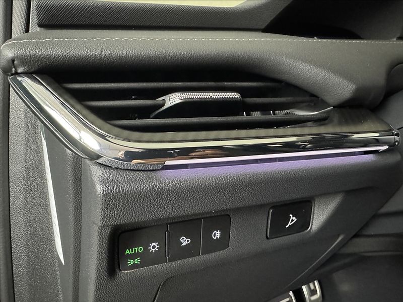 Škoda Enyaq 80x Sportline 4x4 LED Tepelko - fotka 24 z 50