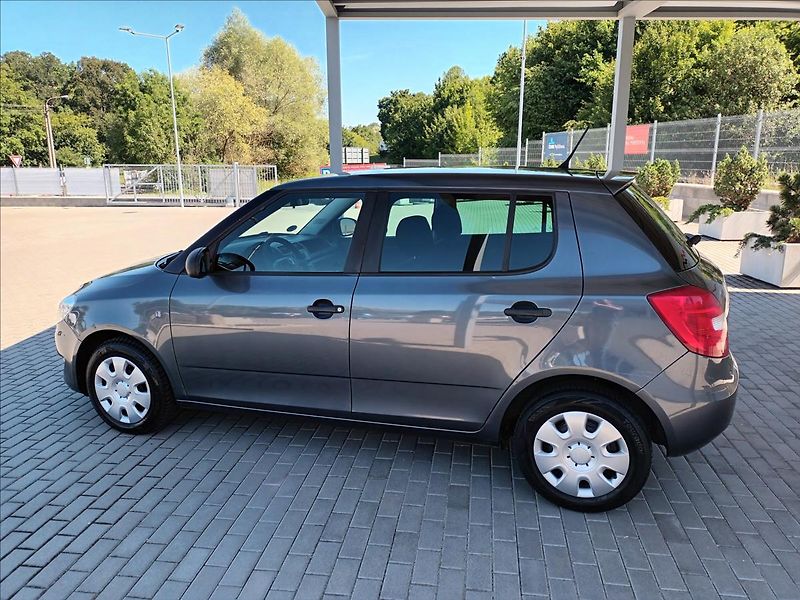 Škoda Fabia 1,4 16V,63KW,KLIMA,PO SERVISU - fotka 10 z 31