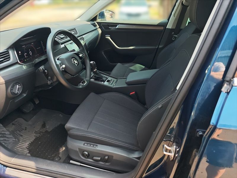 Škoda Superb 2,0 TDI 110 Style DSG - fotka 6 z 11