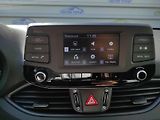 Hyundai i30 1,4DOHC 16V,73kW,Top KM - náhled 13