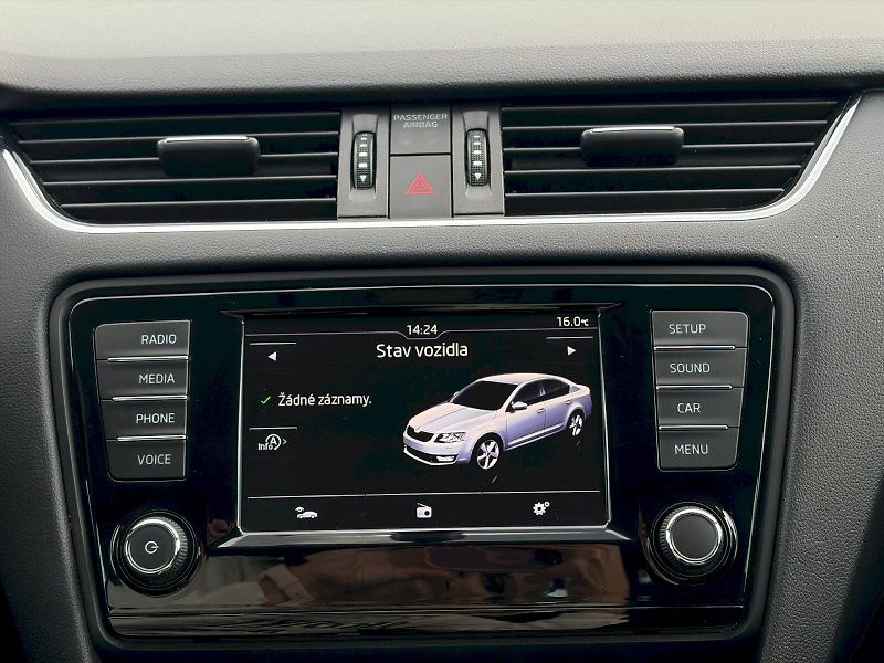 Škoda Octavia (2017) 2.0 TDI / 110kW / ELEGANCE - fotka 25 z 32