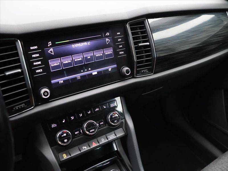 Škoda Kodiaq 2,0 TDI DSG Style LED 7-Míst - fotka 26 z 39