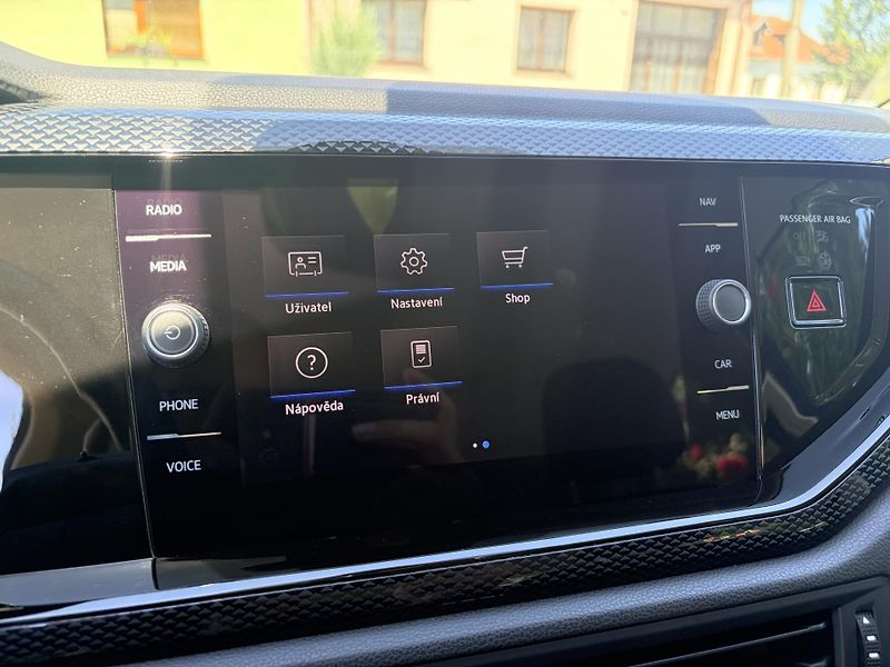 Volkswagen Taigo 1.0TSI LIFE VIRTUAL LED - fotka 26 z 45