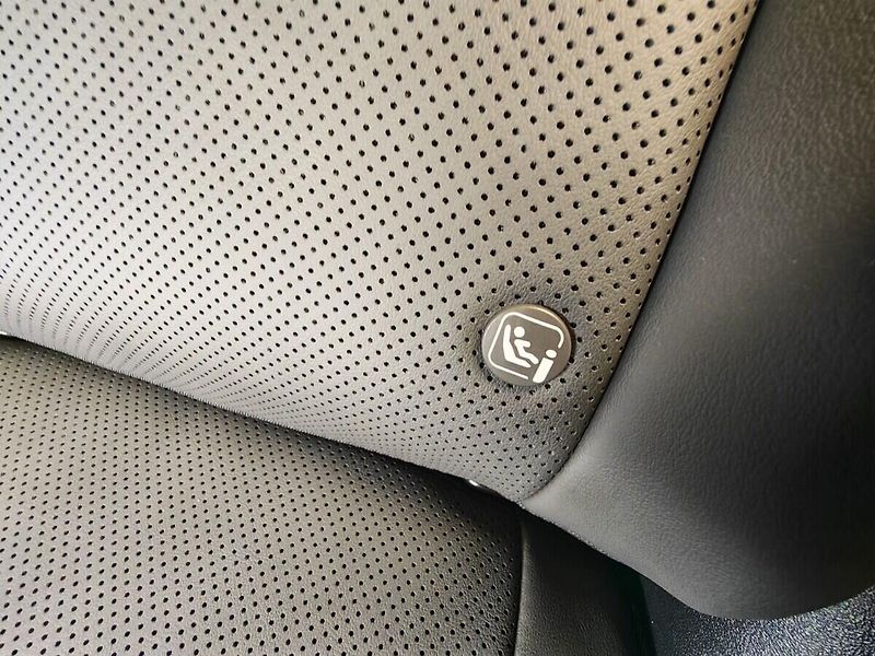 Lexus Ostatní 500e Prestige - fotka 42 z 45