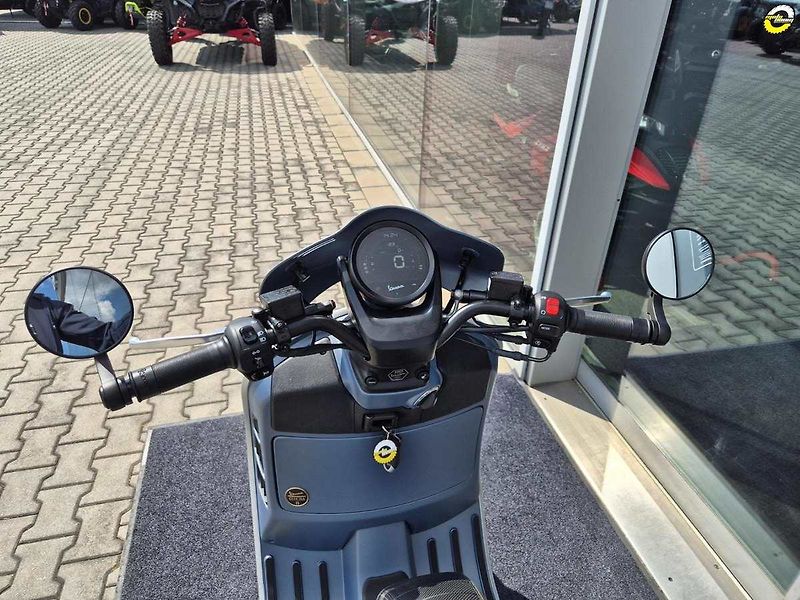 Vespa GTV 300 (2026) GTV 310 Officina 8 - fotka 25 z 25