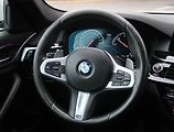 BMW Řada 5 (2019) Sport Line 530d xDrive - náhled 25