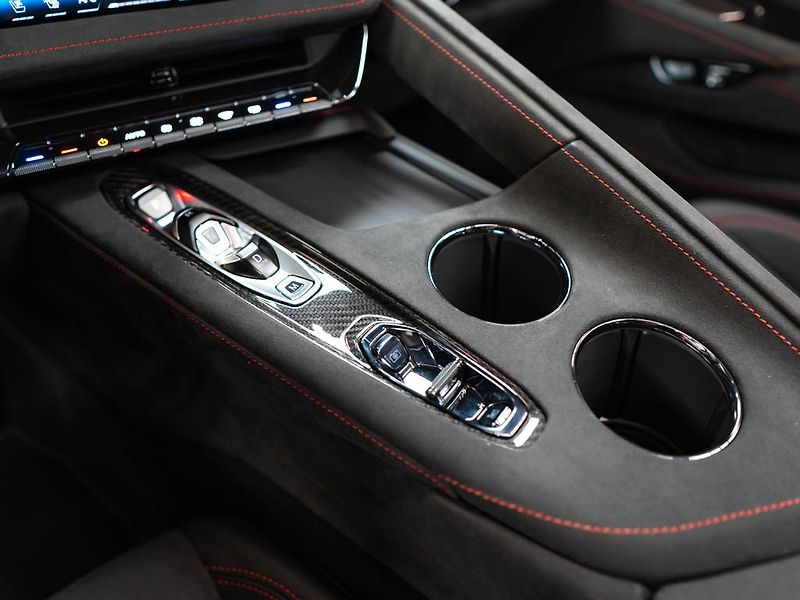 Chevrolet Corvette (2026) 6.2 Cabrio 3LT Z51 Facelift - fotka 27 z 41