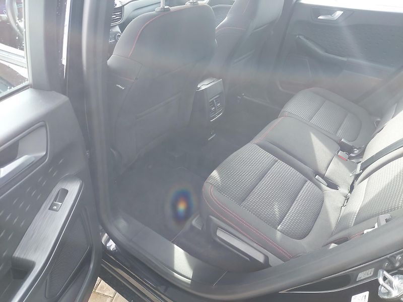 Ford Kuga (2021) III. TDCi ST Line  88kW - fotka 25 z 45