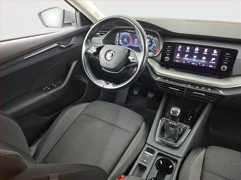 Škoda Octavia (2022) Ambition 2.0 TDI, ČR,1.maj - fotka 7 z 17