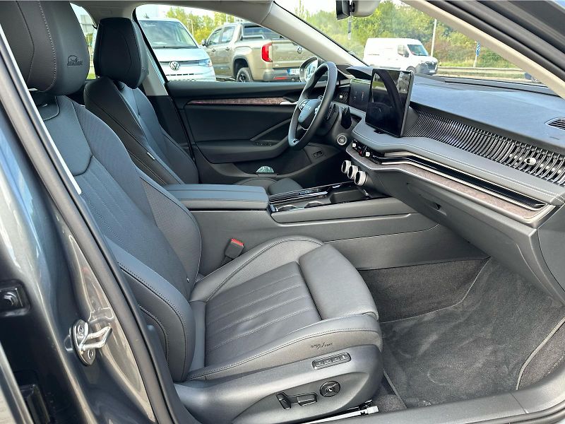 Škoda Superb 2,0 TDI / 142 kW 4x4 L&K DSG, - fotka 24 z 25
