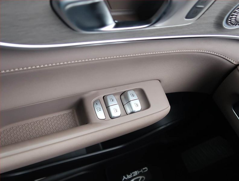 Chery Tiggo 8 (2026) 1.6 TGDI, UNIQUE, Ad. tempomat - fotka 18 z 18