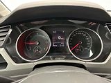 Volkswagen Touran 2,0 TDI DSG Panorama 1.Maj. - náhled 17