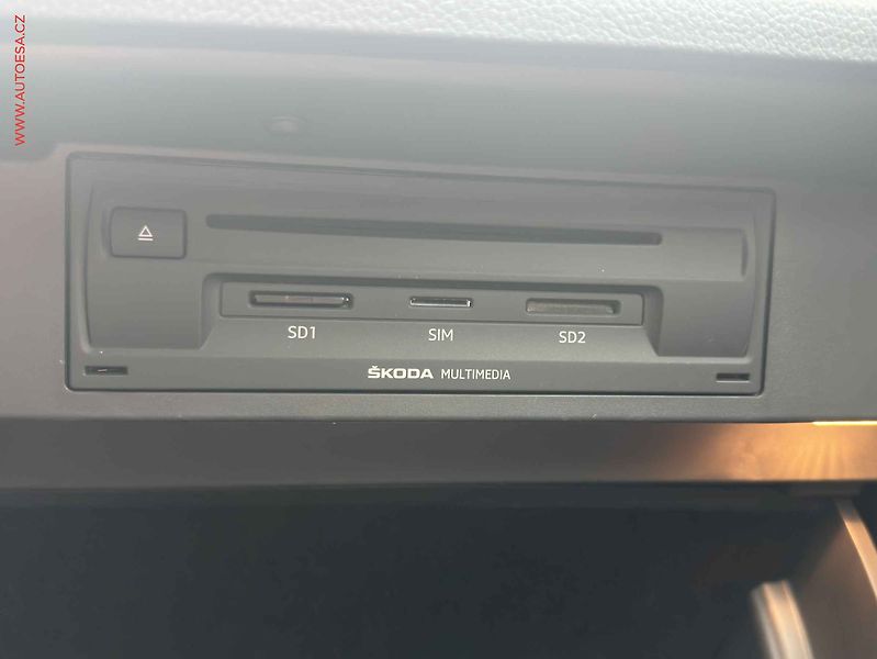 Škoda Superb (2017) 2.0TDi 4x4, ČR, DSG, bixen - fotka 20 z 23