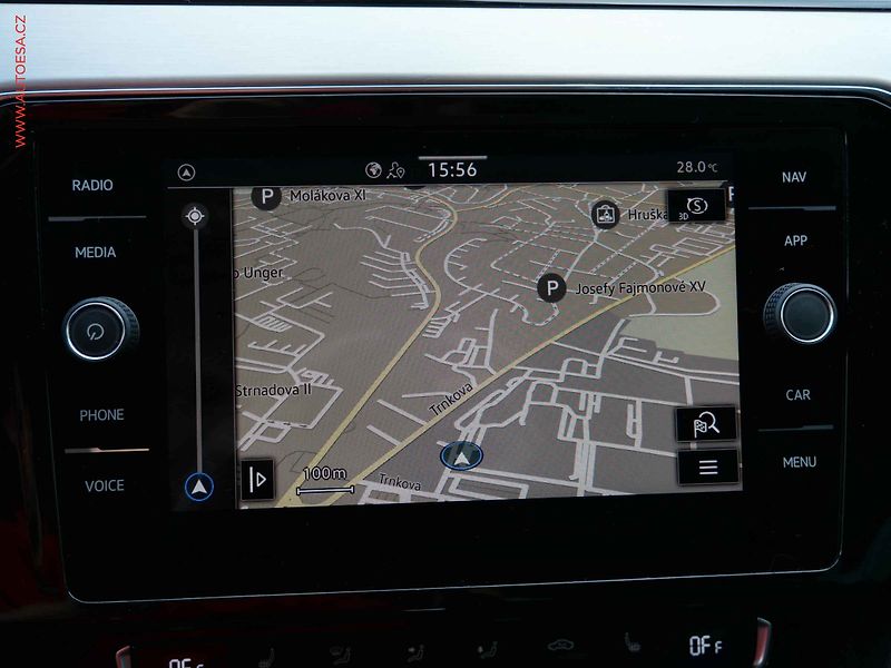 Volkswagen Passat (2019) 1.5 TSi, ČR, DSG - fotka 18 z 21