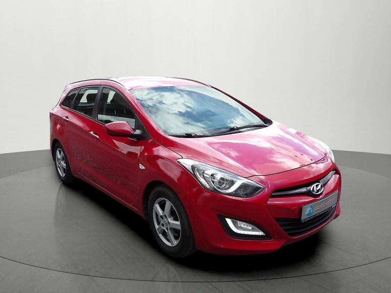 Hyundai i30 1.4i CVVT Trikolor ČR - fotka 6 z 28