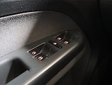 Volkswagen Touran (2010) 1.6 TDI, Tempomat - náhled 13