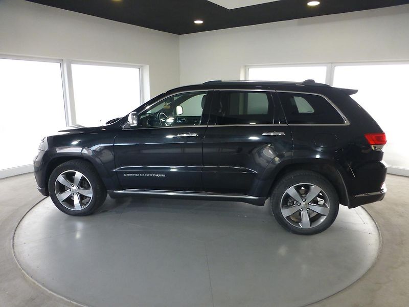 Jeep Grand Cherokee (2013) 3,0CRDI*VYHŘ.S*PARK.KAME*XENON - fotka 9 z 28