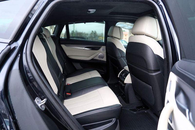 BMW X6 M50d xDrive/280 KW/20/B&O/ČR - fotka 31 z 48