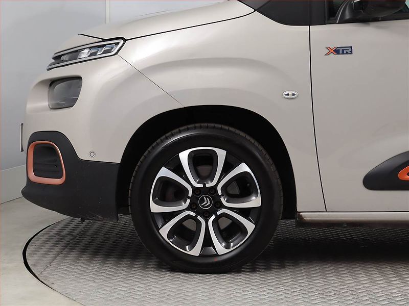Citroën Berlingo (2018) Shine 1.5 BlueHDi, 5Míst, ČR - fotka 13 z 20