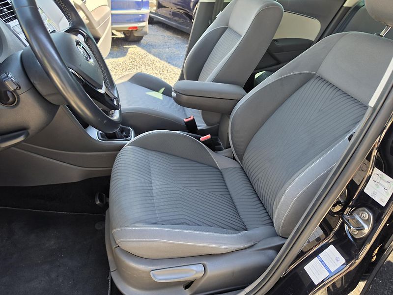 Volkswagen Polo 1.0 MPI Park Senzor Fresch - fotka 19 z 20