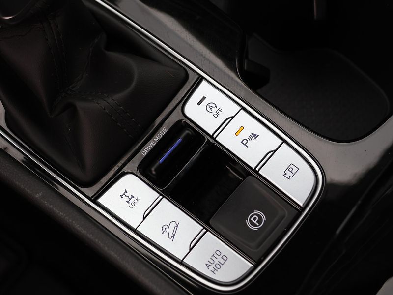 Hyundai Tucson 1,6 T-GDI 117kW AWD Style DPH - fotka 21 z 31