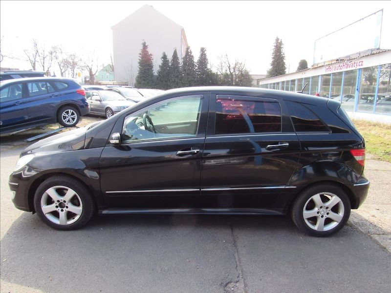 Mercedes-Benz Třídy B 2,0 Turbo B200 - fotka 7 z 25