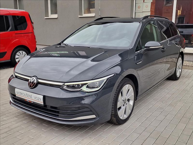 Volkswagen Golf 2.0TDI 110kW DSG Style, 1.Maj - fotka 5 z 50
