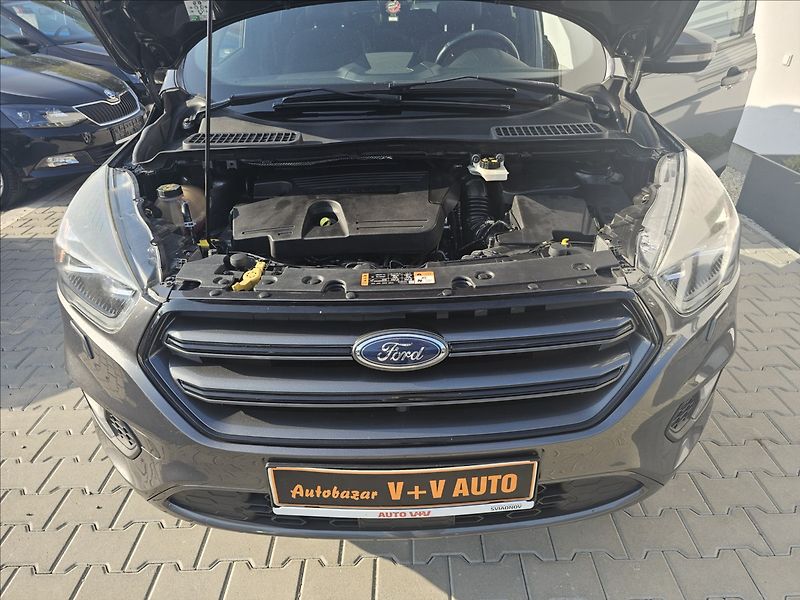 Ford Kuga 2,0 TDCi 110KW STLine KŮŽE NAV - fotka 41 z 44