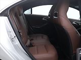 Mercedes-Benz CLA 2,0 45 AMG 280kW 4MATIC LED - náhled 13