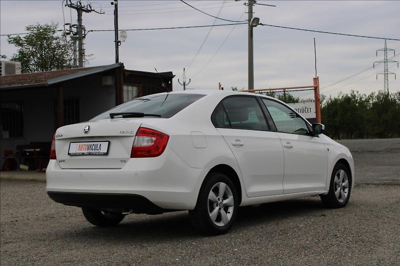 Škoda Rapid 1,6 TDi  DIG. KLIMA, STK 9/27 - fotka 5 z 23