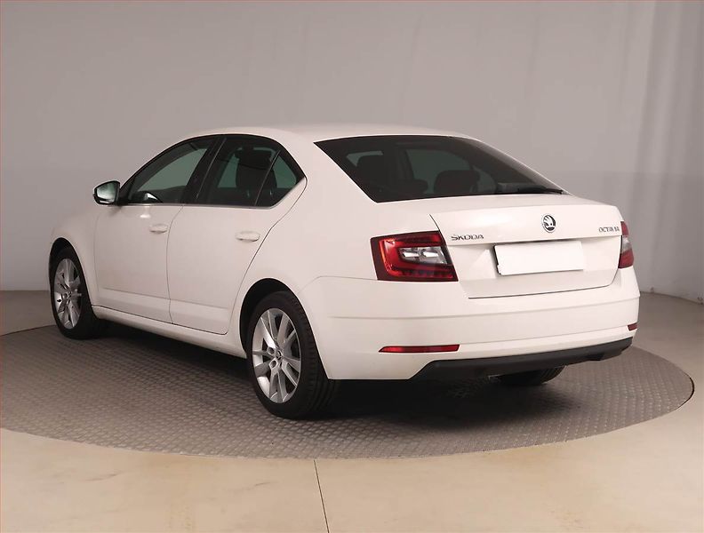 Škoda Octavia (2018) Style 1.6 TDI, Tempomat - fotka 4 z 17