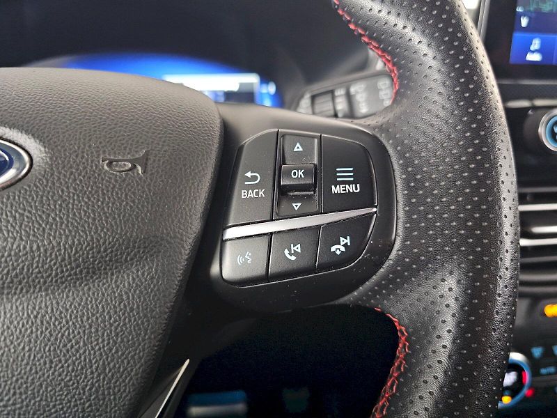 Ford Kuga (2022) 2.0EcoBlue 4X4 140KW ST-Line - fotka 9 z 33