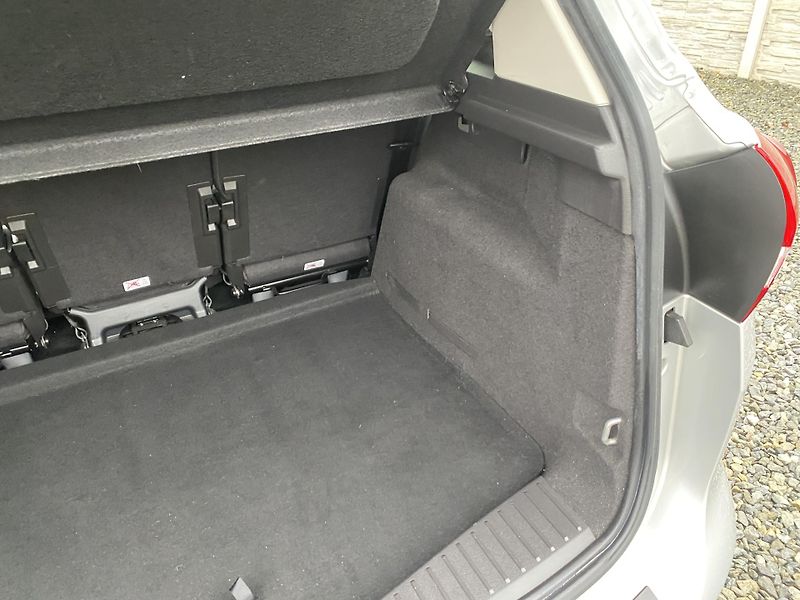 Ford C-MAX 1.5TDC-i 120PS NEW MODEL NAVI! - fotka 111 z 155