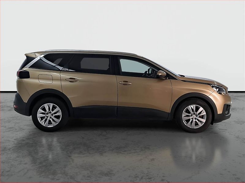 Peugeot 5008 (2018) Active PureTech 130, 7 míst - fotka 6 z 19