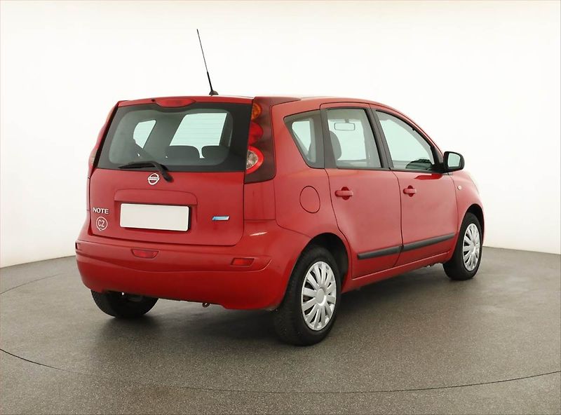 Nissan Note (2011) 1.4, po STK, za dobrou cenu - fotka 5 z 15