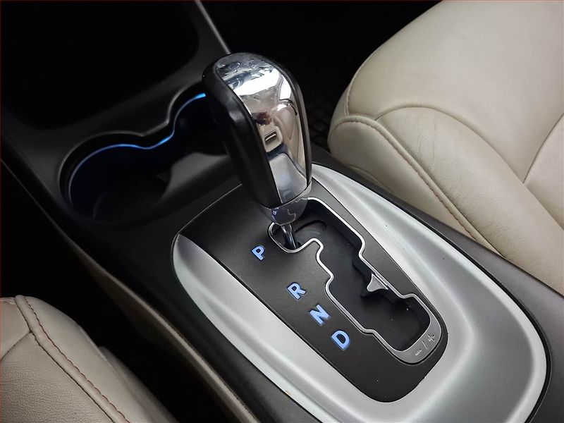 Fiat Freemont (2013) 2.0 MultiJet, 4X4, Automat - fotka 13 z 22