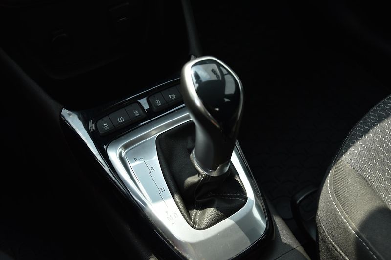Opel Crossland 1.2 TURBO AUTOMAT 1.MAJ. ČR - fotka 18 z 23