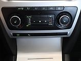 Škoda Octavia (2009) Ambiente 2.0 TDI, Navi - náhled 16