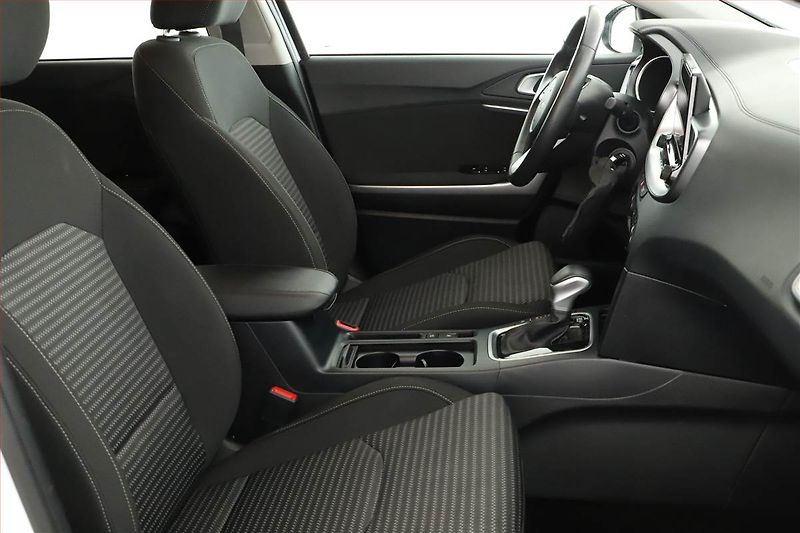 Ford Tourneo Custom (2021) Titanium 2.0 EcoBlue, ČR, DPH - fotka 21 z 21